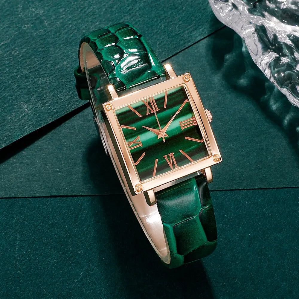 Éclat Éternel : Montre à Quartz Carrée pour Femme, Symbole de Luxe et de Raffinement